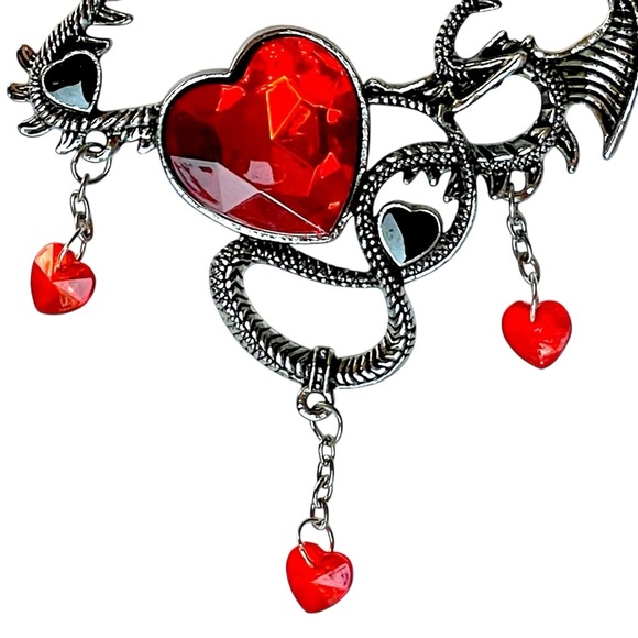 Goth Witchy Dragon Heart Crystal Pendant Necklace Halloween Cosplay - Picture 7 of 13